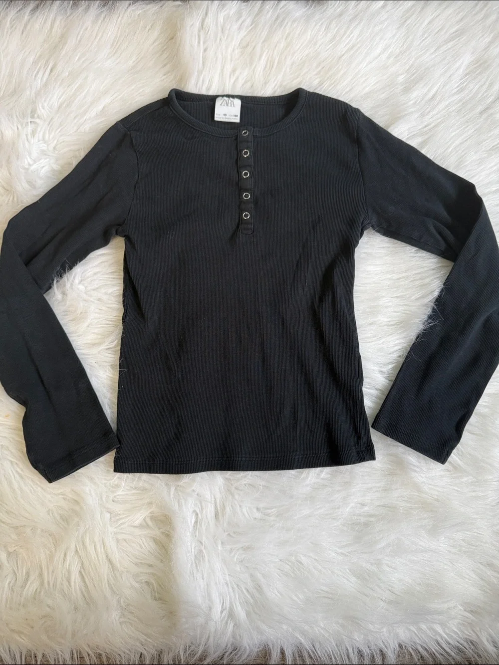 Zara Ribbed Snap-Front Henley Top
